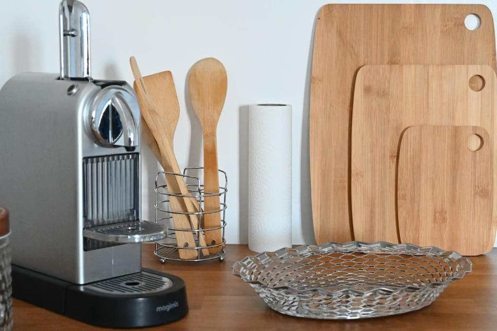 Chez Zize T2 Unique- Roucas-blanc Apartamento